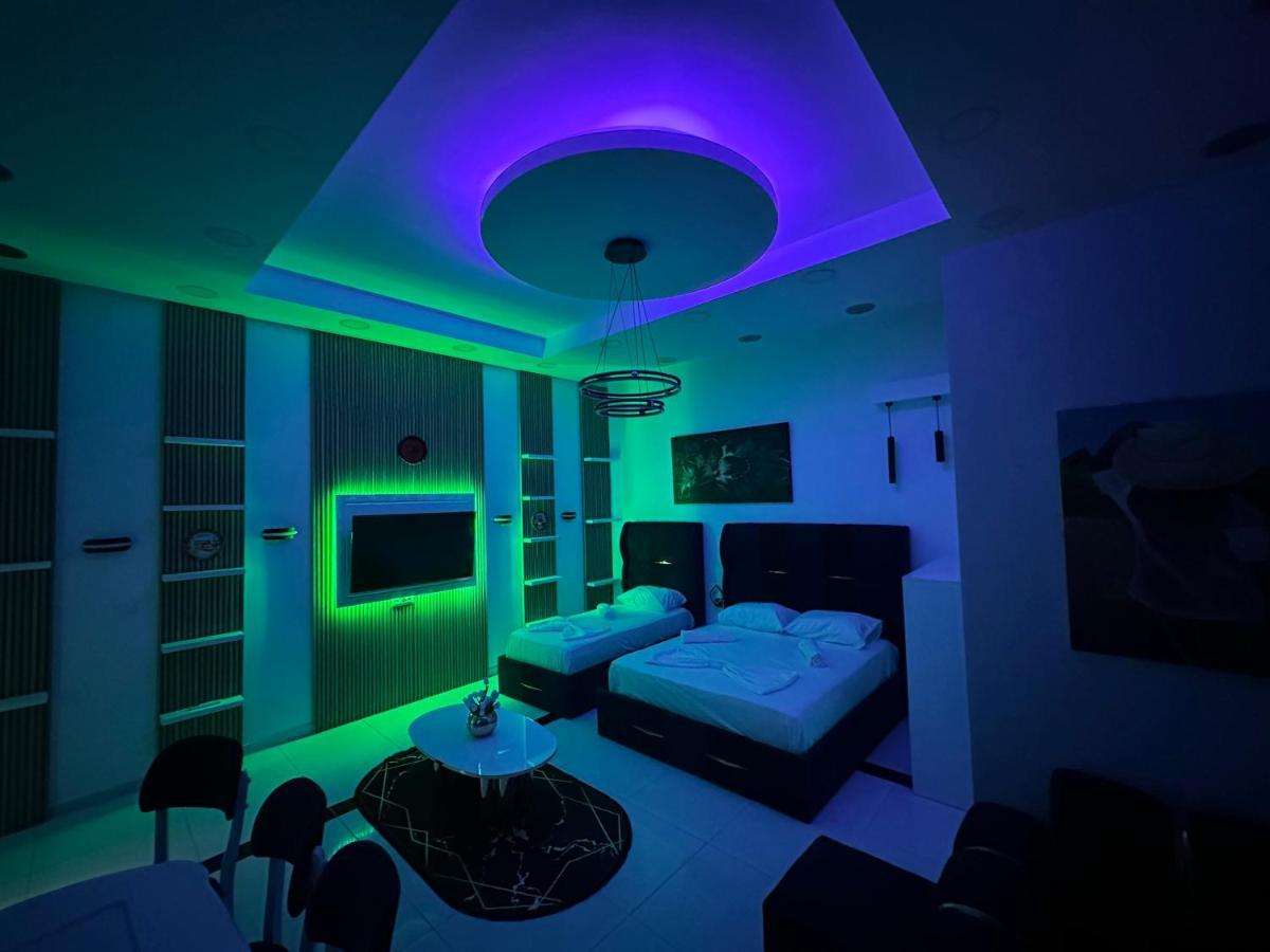 Esto'S Apartament Near Tirana Airport 1 - Self Checkin -Netflix - Free Parking Valjiosi Exterior photo